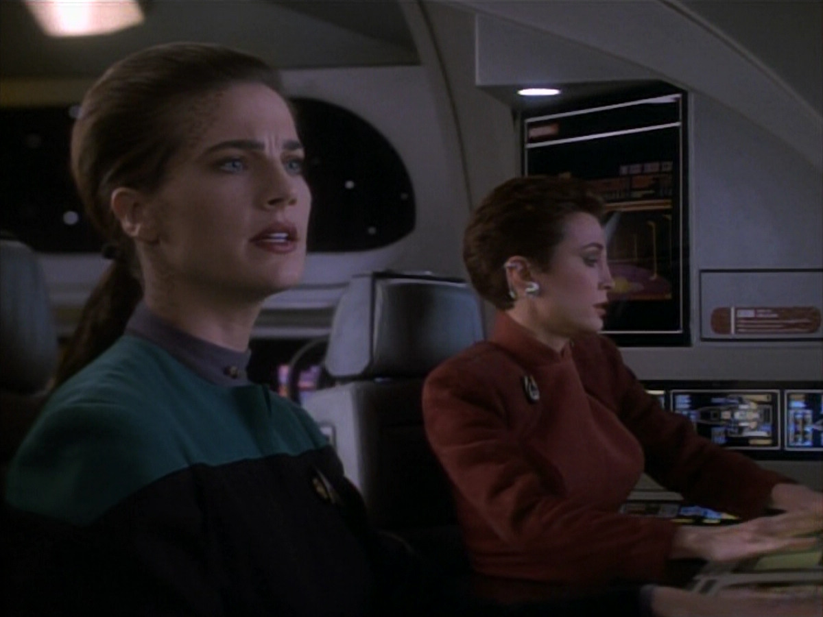extant_StarTrekDS9_1x15-Progress_00242.jpg