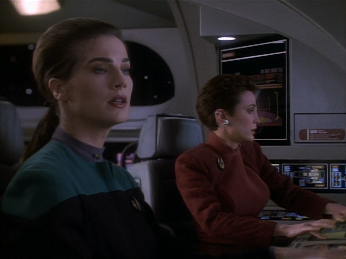 extant_StarTrekDS9_1x15-Progress_00243.jpg