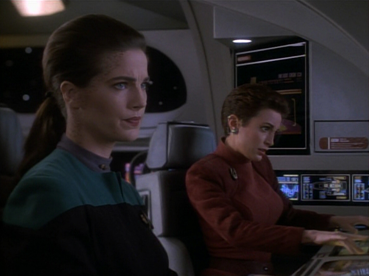 extant_StarTrekDS9_1x15-Progress_00249.jpg