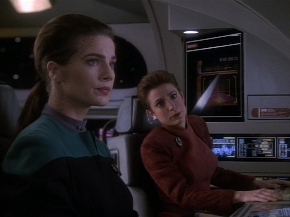 extant_StarTrekDS9_1x15-Progress_00257.jpg