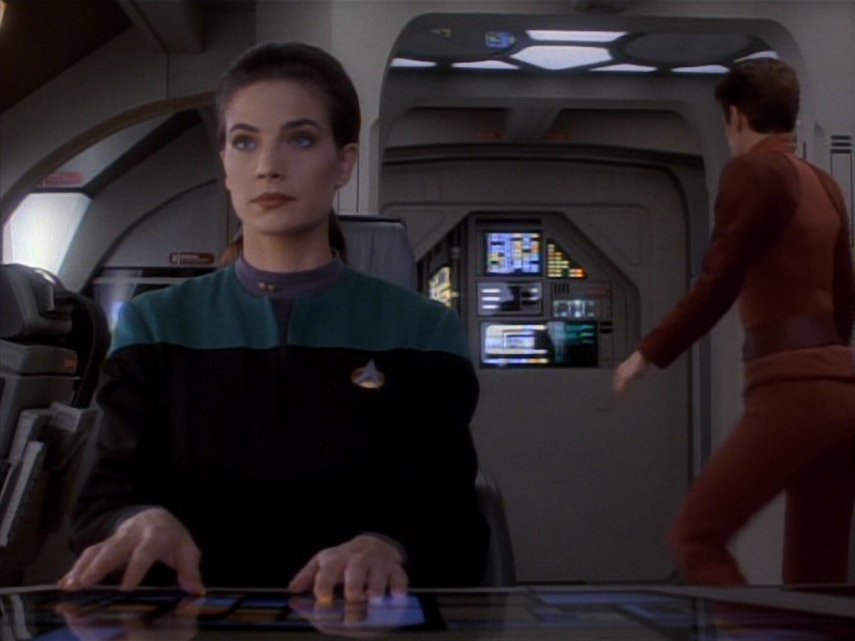 extant_StarTrekDS9_1x15-Progress_00266.jpg