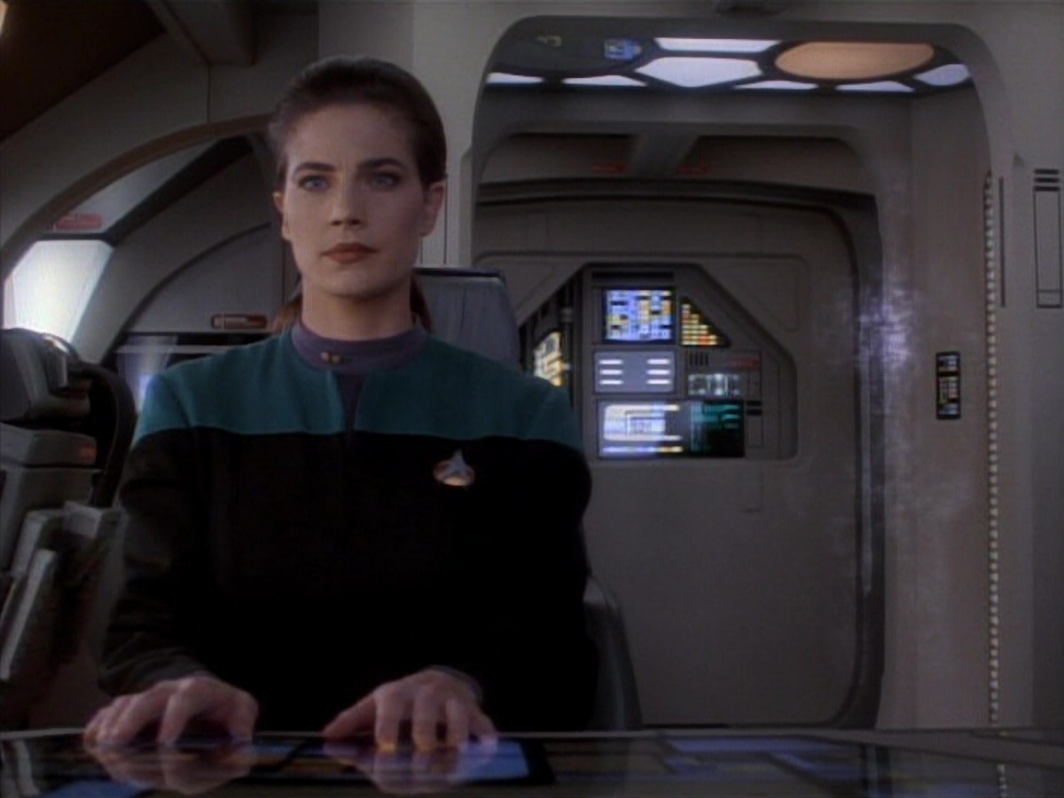 extant_StarTrekDS9_1x15-Progress_00278.jpg