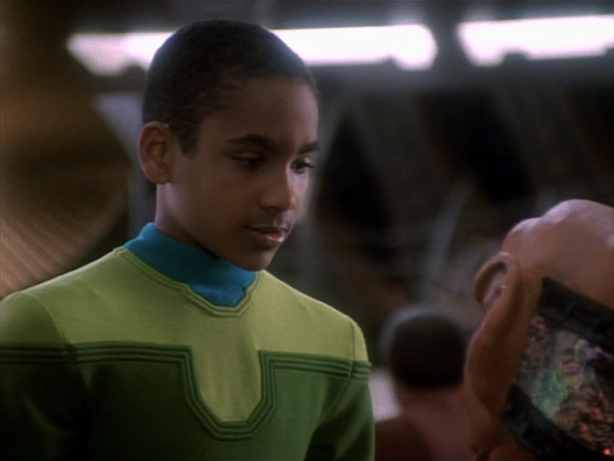 extant_StarTrekDS9_1x15-Progress_00741.jpg
