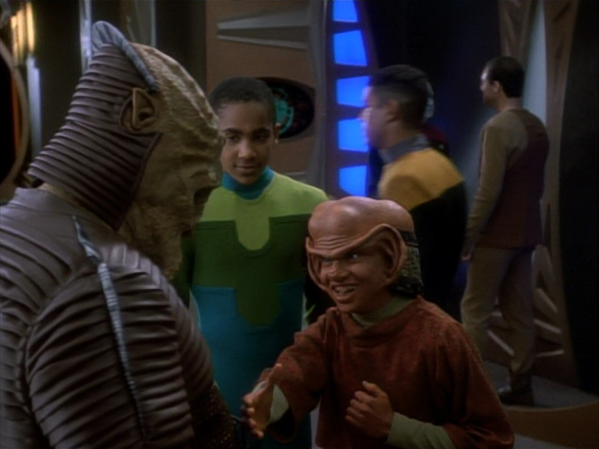 extant_StarTrekDS9_1x15-Progress_00749.jpg