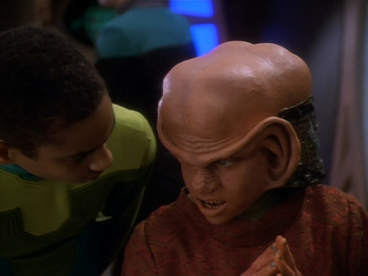 extant_StarTrekDS9_1x15-Progress_00776.jpg