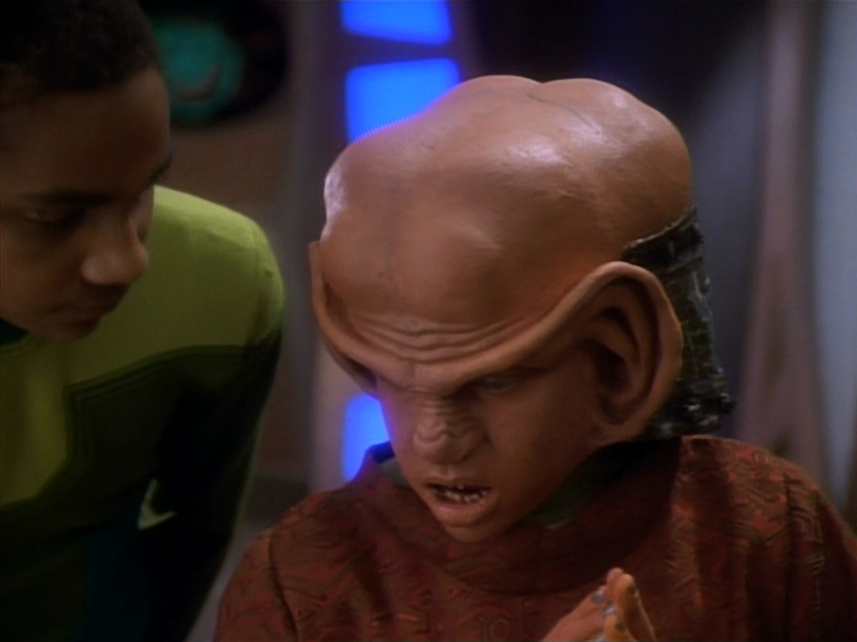 extant_StarTrekDS9_1x15-Progress_00778.jpg