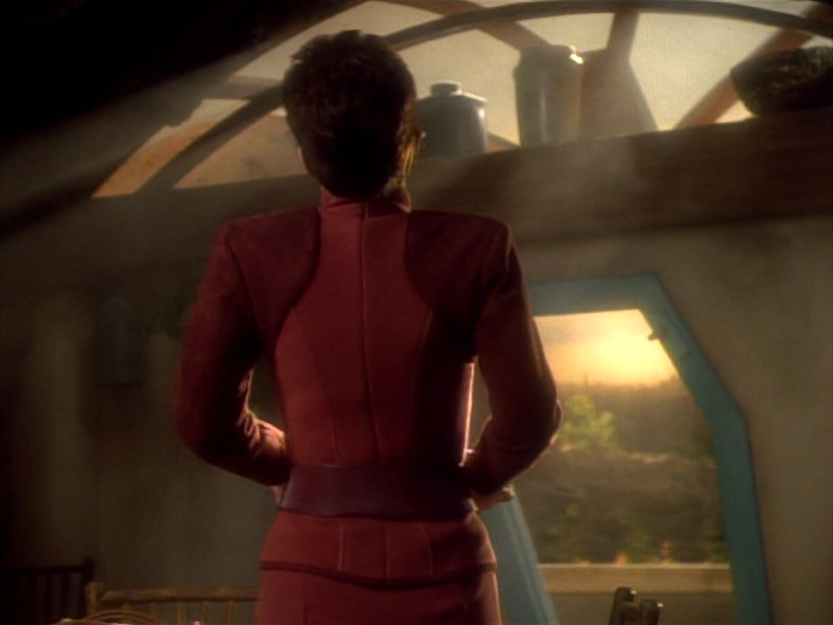 extant_StarTrekDS9_1x15-Progress_00924.jpg