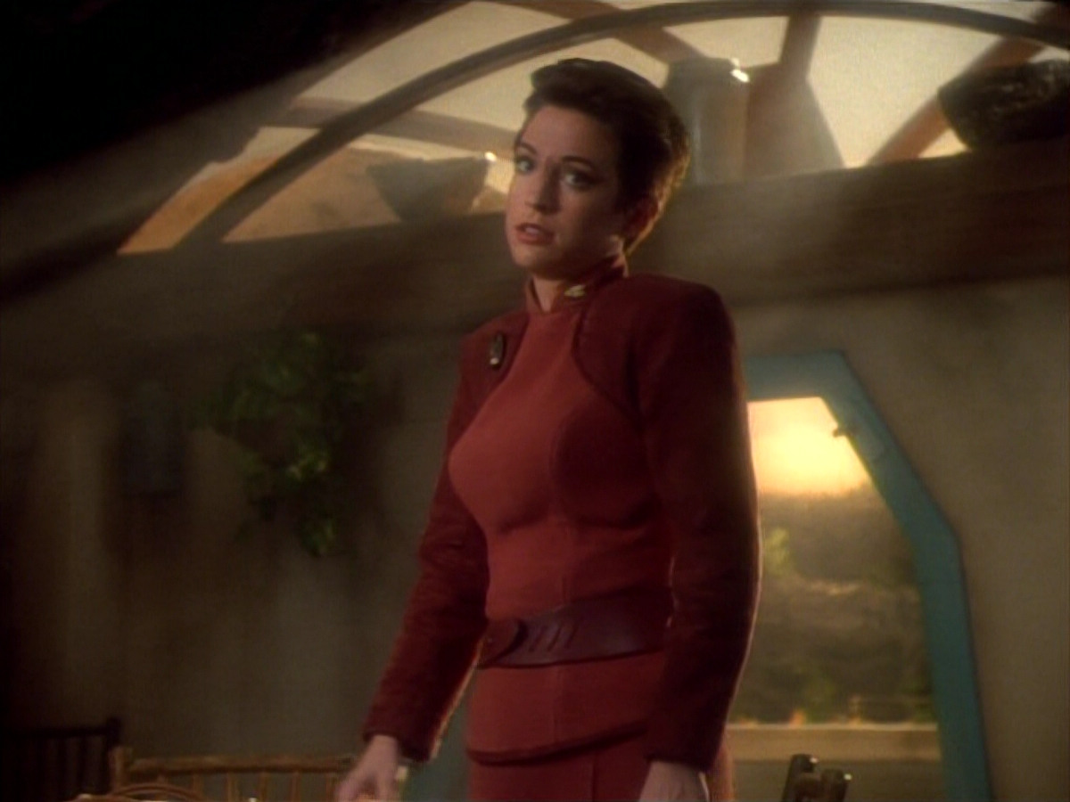 extant_StarTrekDS9_1x15-Progress_00927.jpg