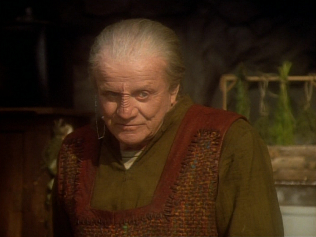 extant_StarTrekDS9_1x15-Progress_01068.jpg