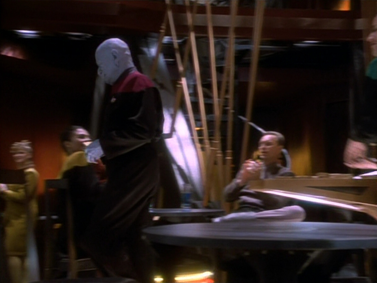 extant_StarTrekDS9_1x15-Progress_01103.jpg