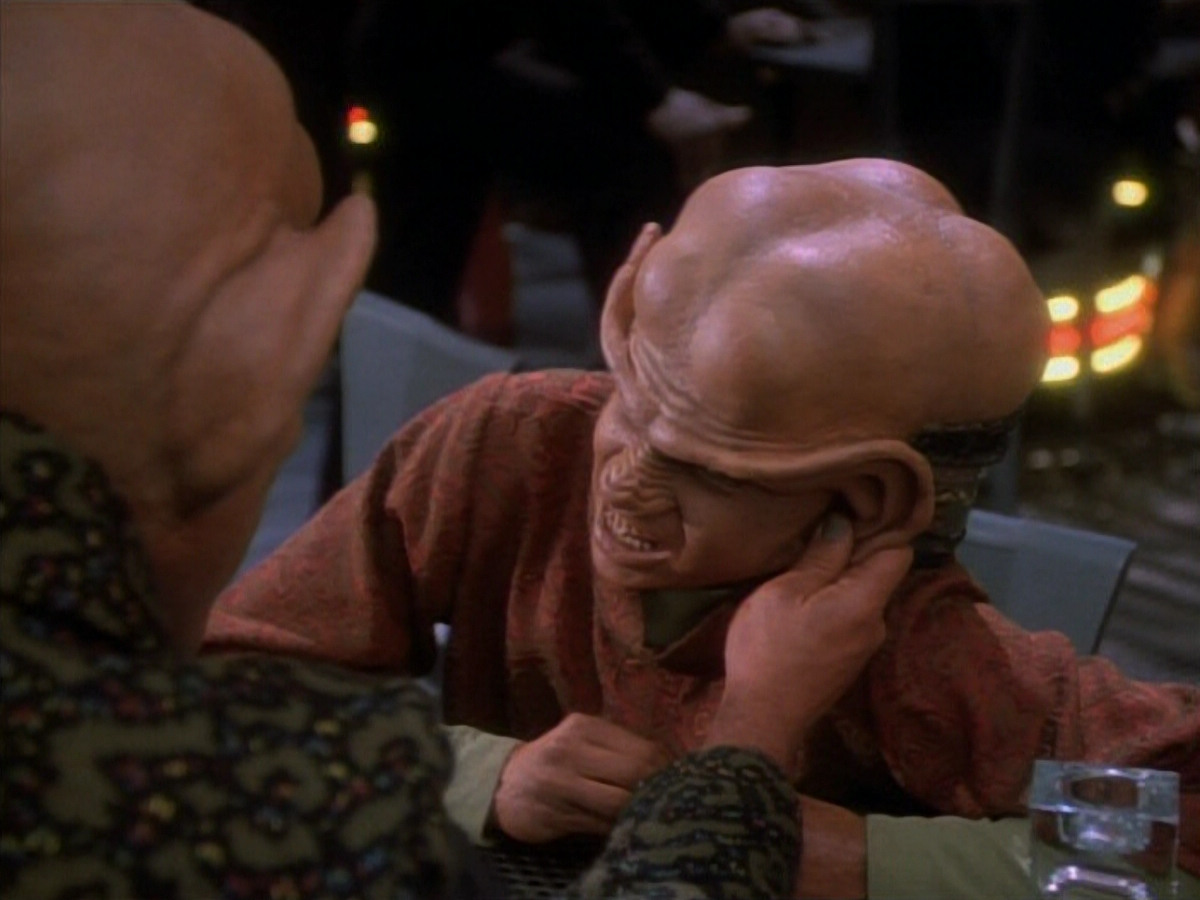extant_StarTrekDS9_1x15-Progress_01133.jpg