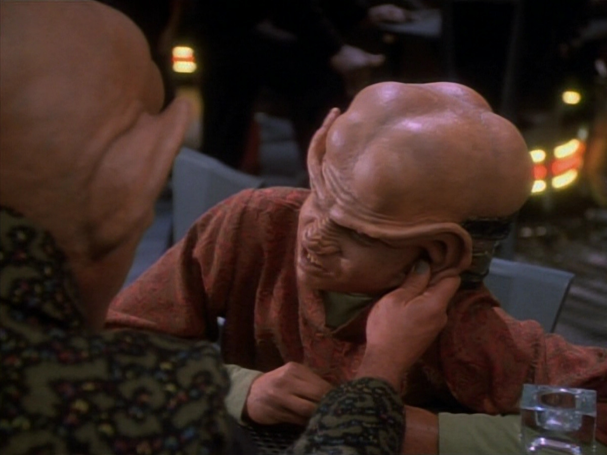 extant_StarTrekDS9_1x15-Progress_01134.jpg