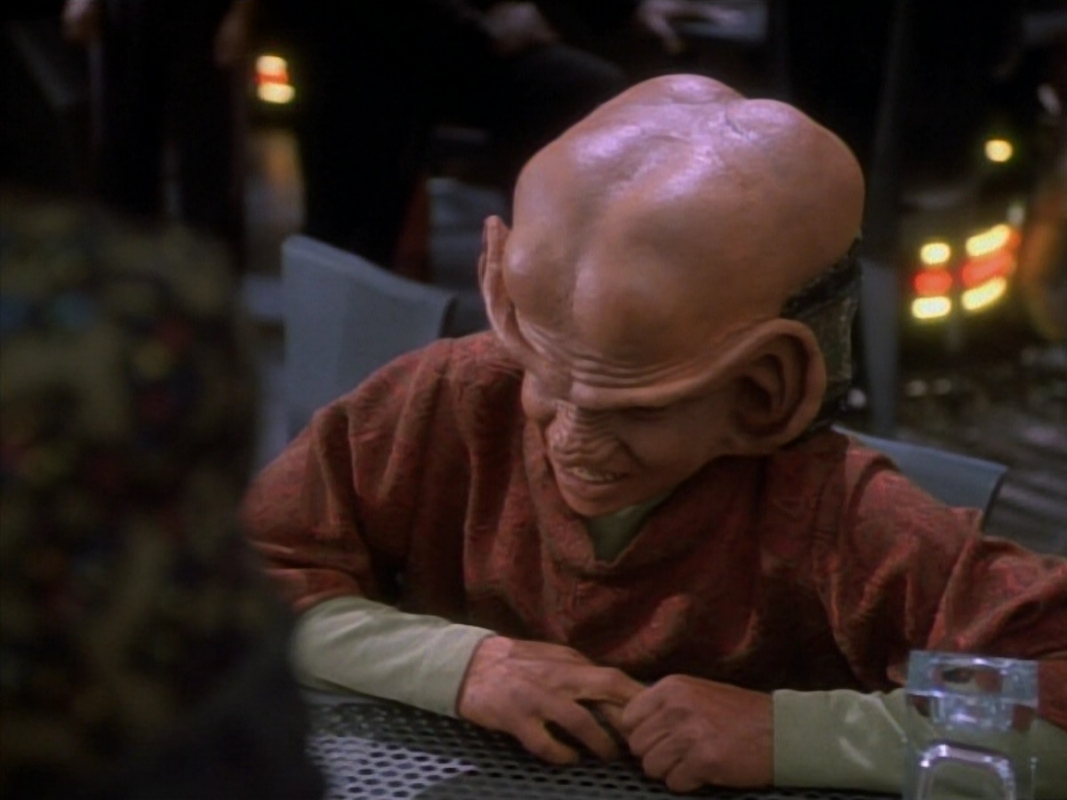 extant_StarTrekDS9_1x15-Progress_01146.jpg