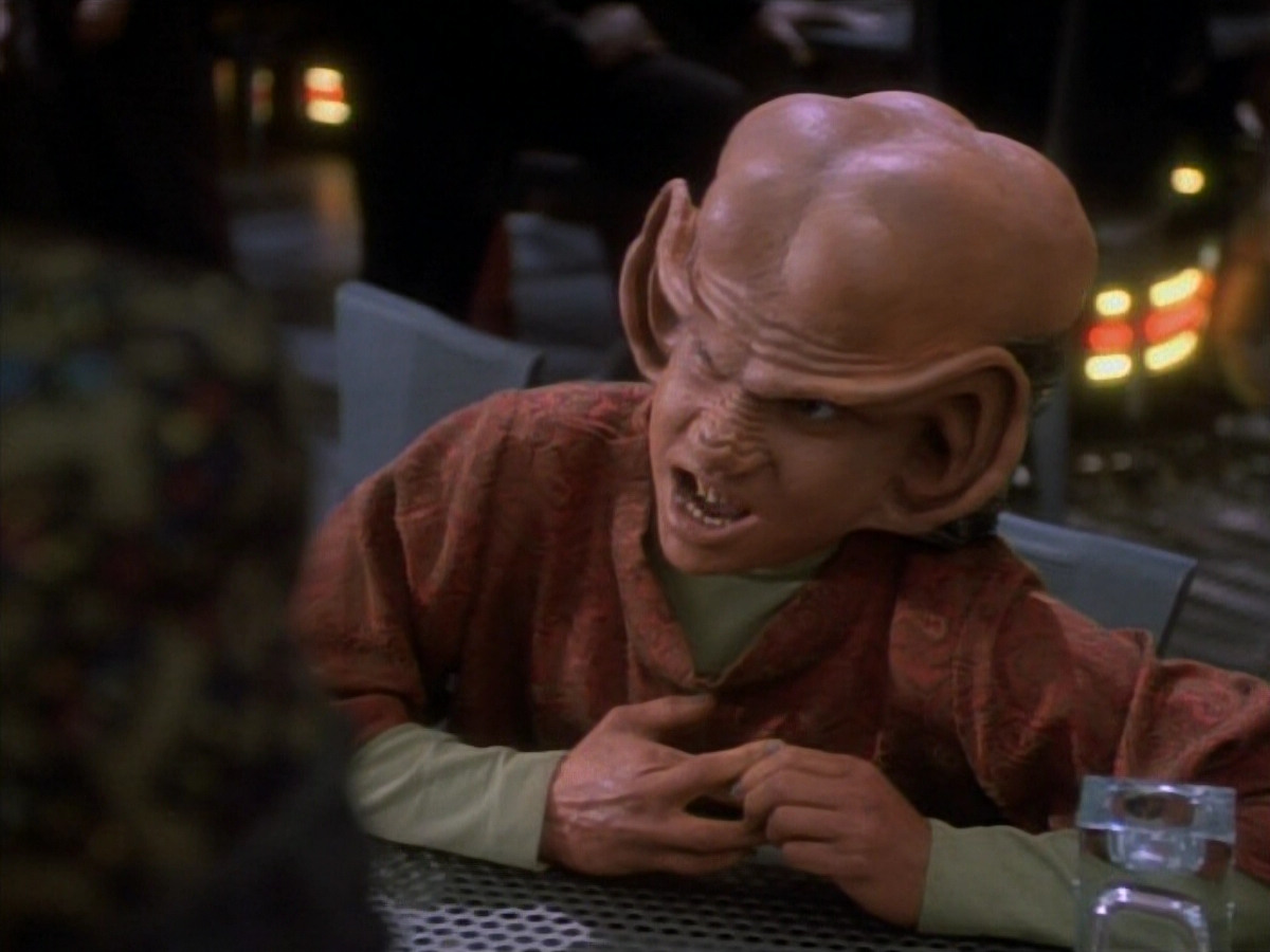 extant_StarTrekDS9_1x15-Progress_01149.jpg