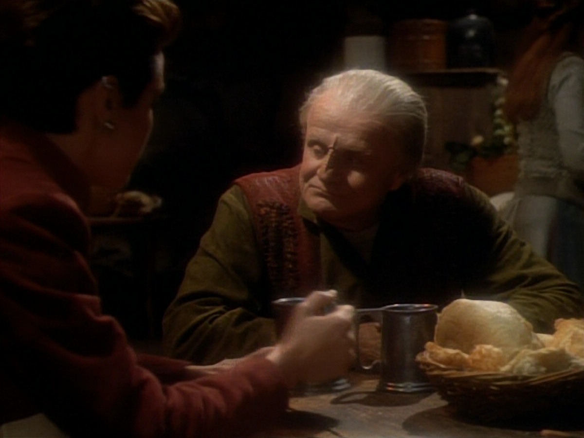 extant_StarTrekDS9_1x15-Progress_01373.jpg