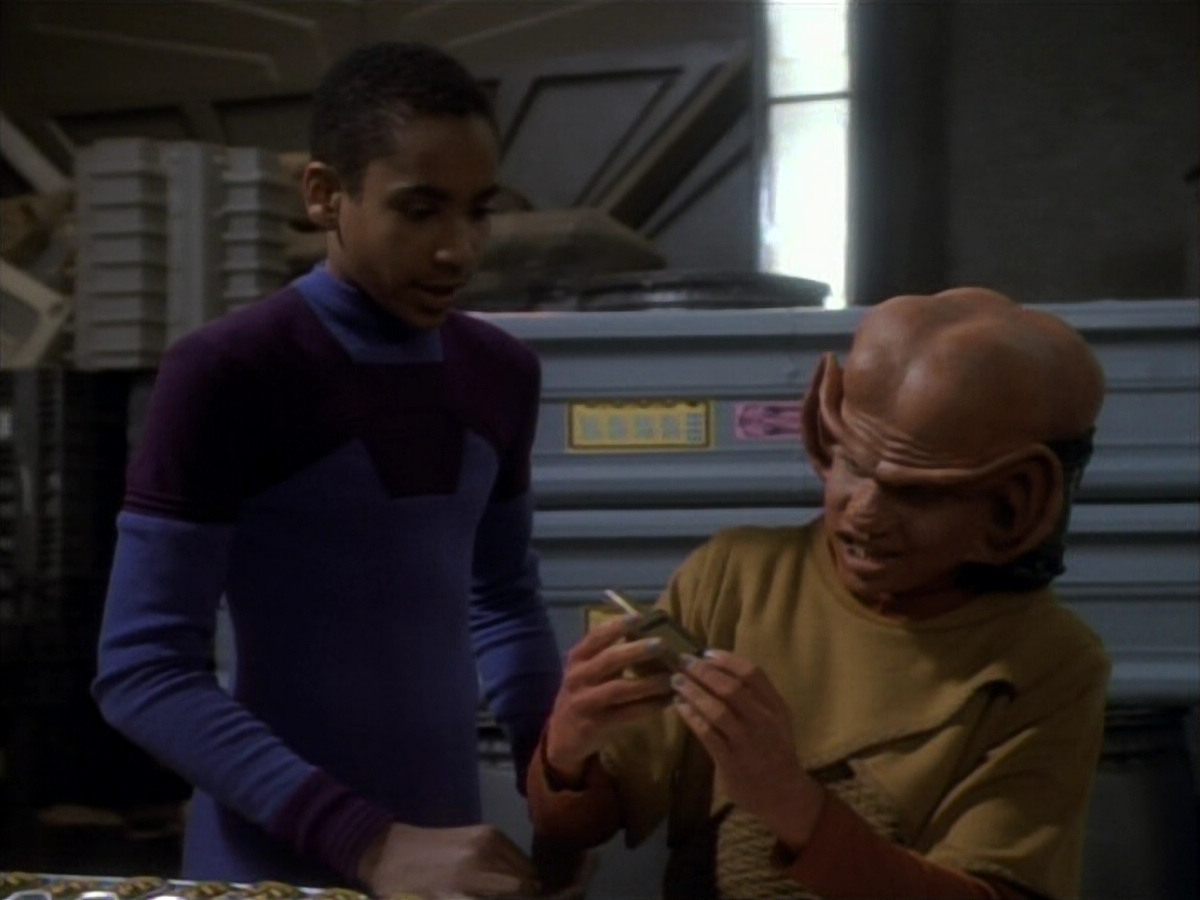 extant_StarTrekDS9_1x15-Progress_01568.jpg