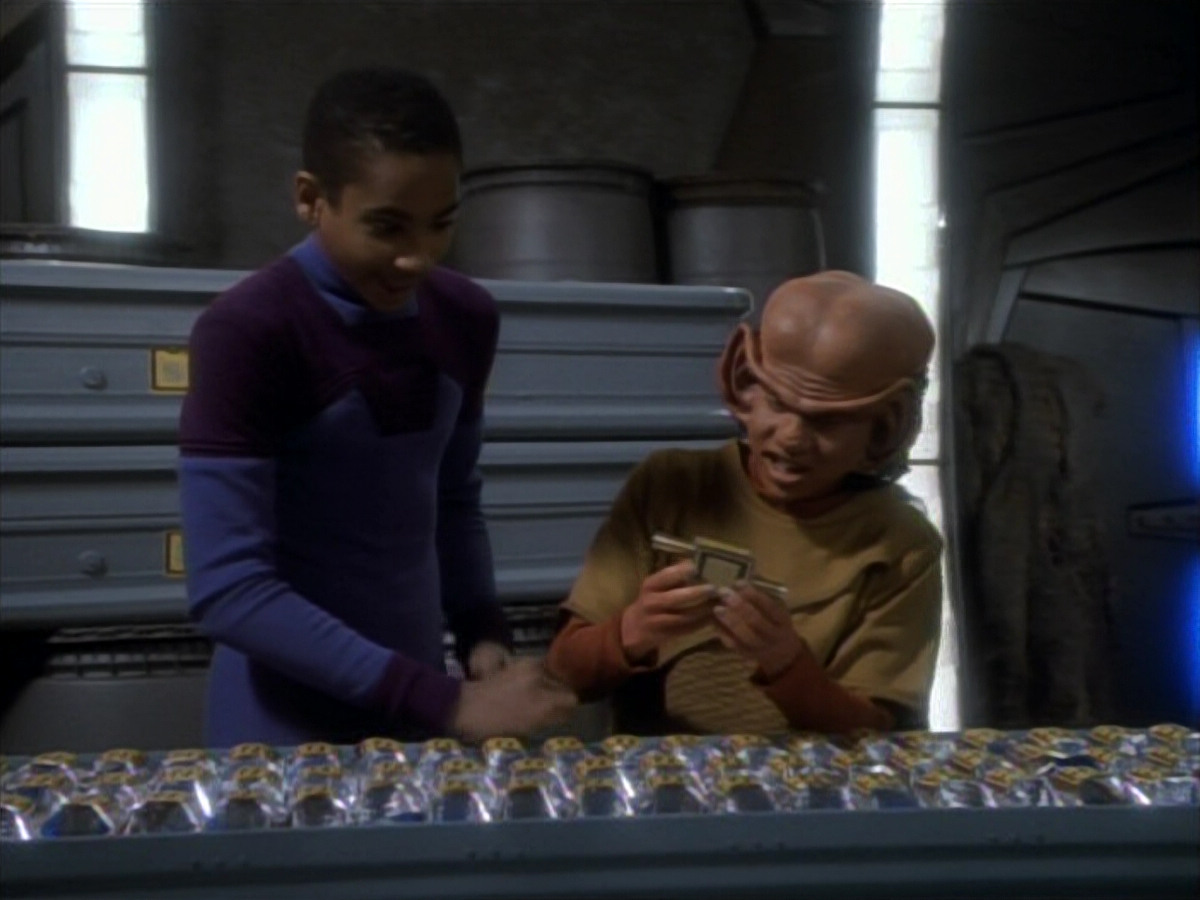extant_StarTrekDS9_1x15-Progress_01582.jpg