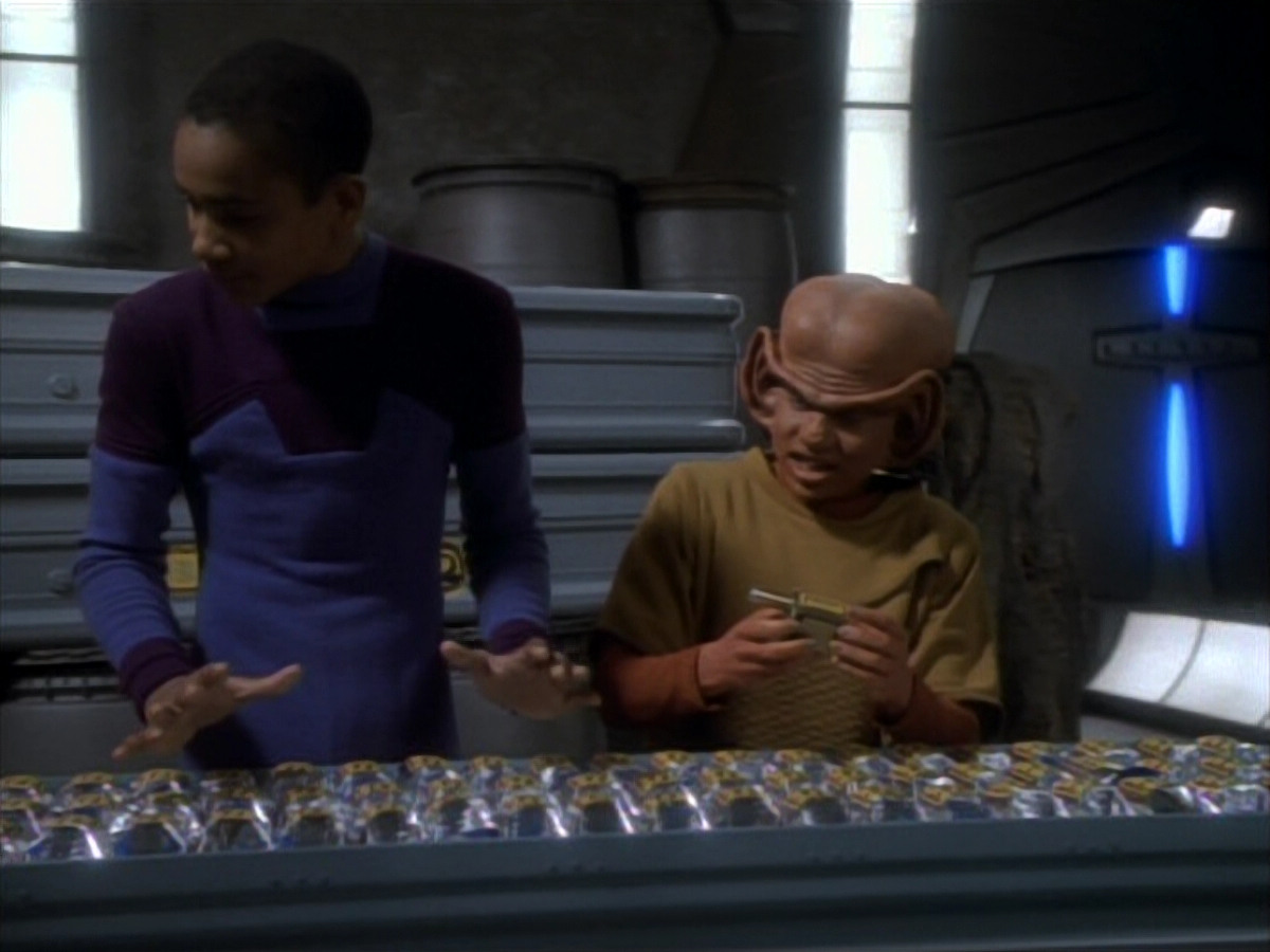 extant_StarTrekDS9_1x15-Progress_01584.jpg