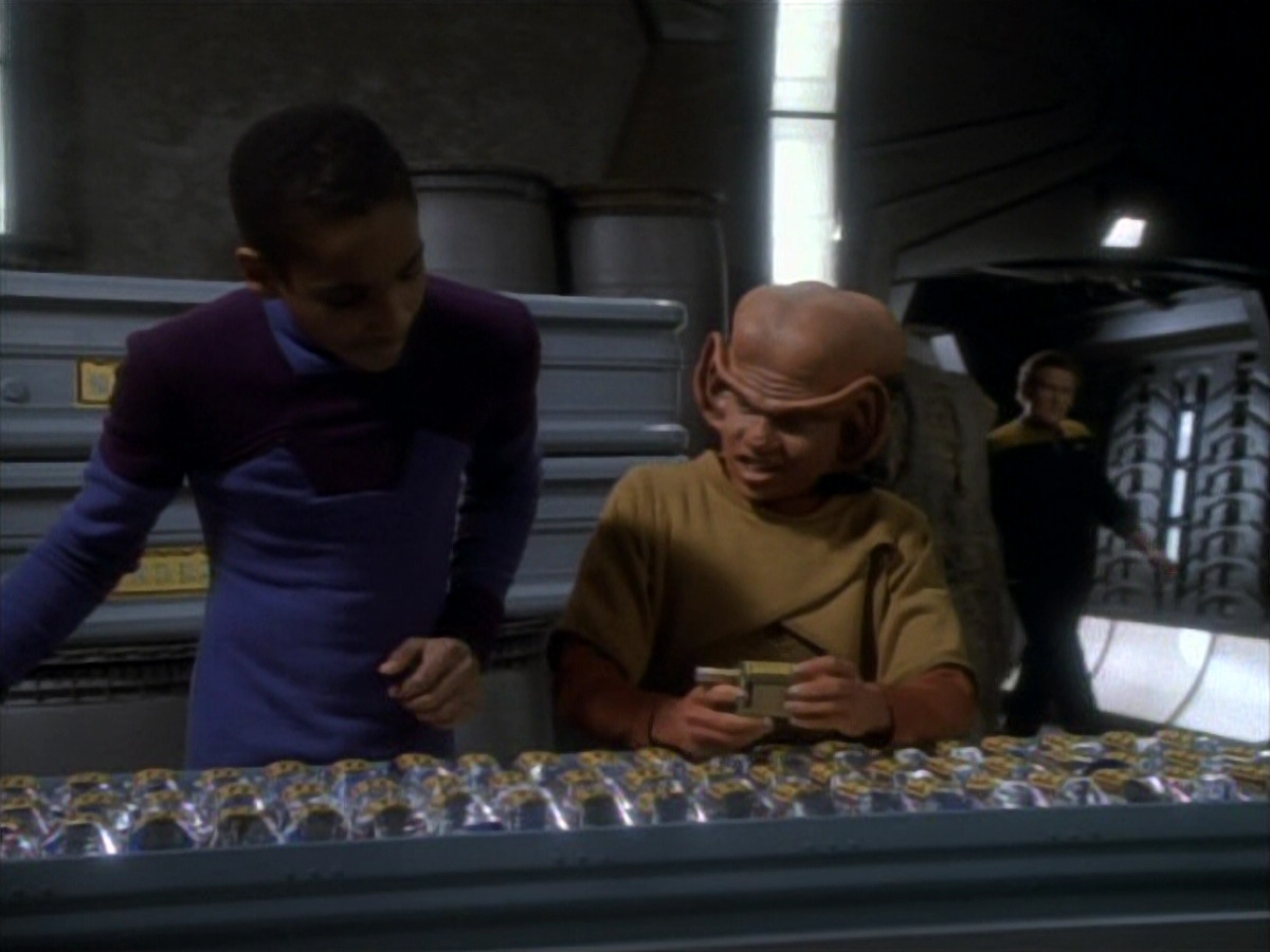 extant_StarTrekDS9_1x15-Progress_01586.jpg
