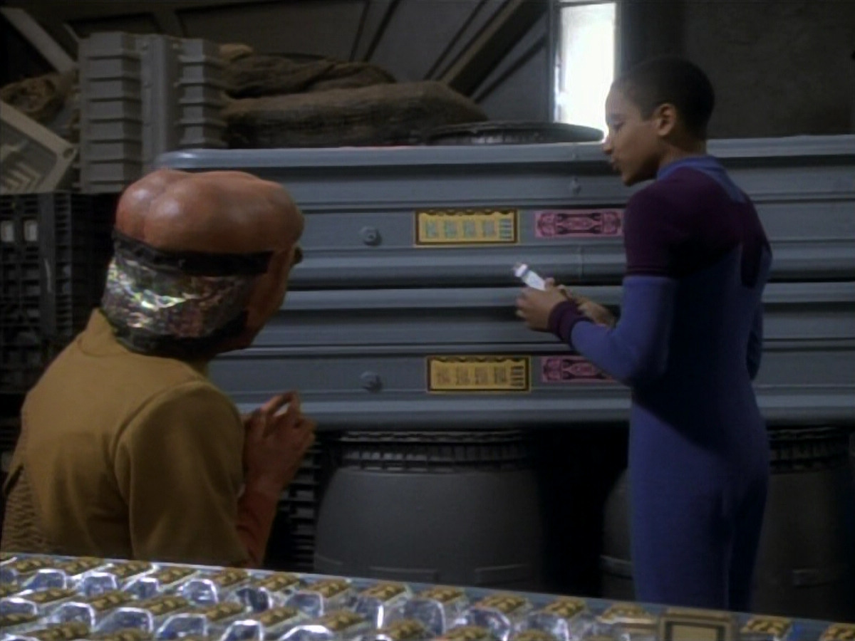 extant_StarTrekDS9_1x15-Progress_01712.jpg
