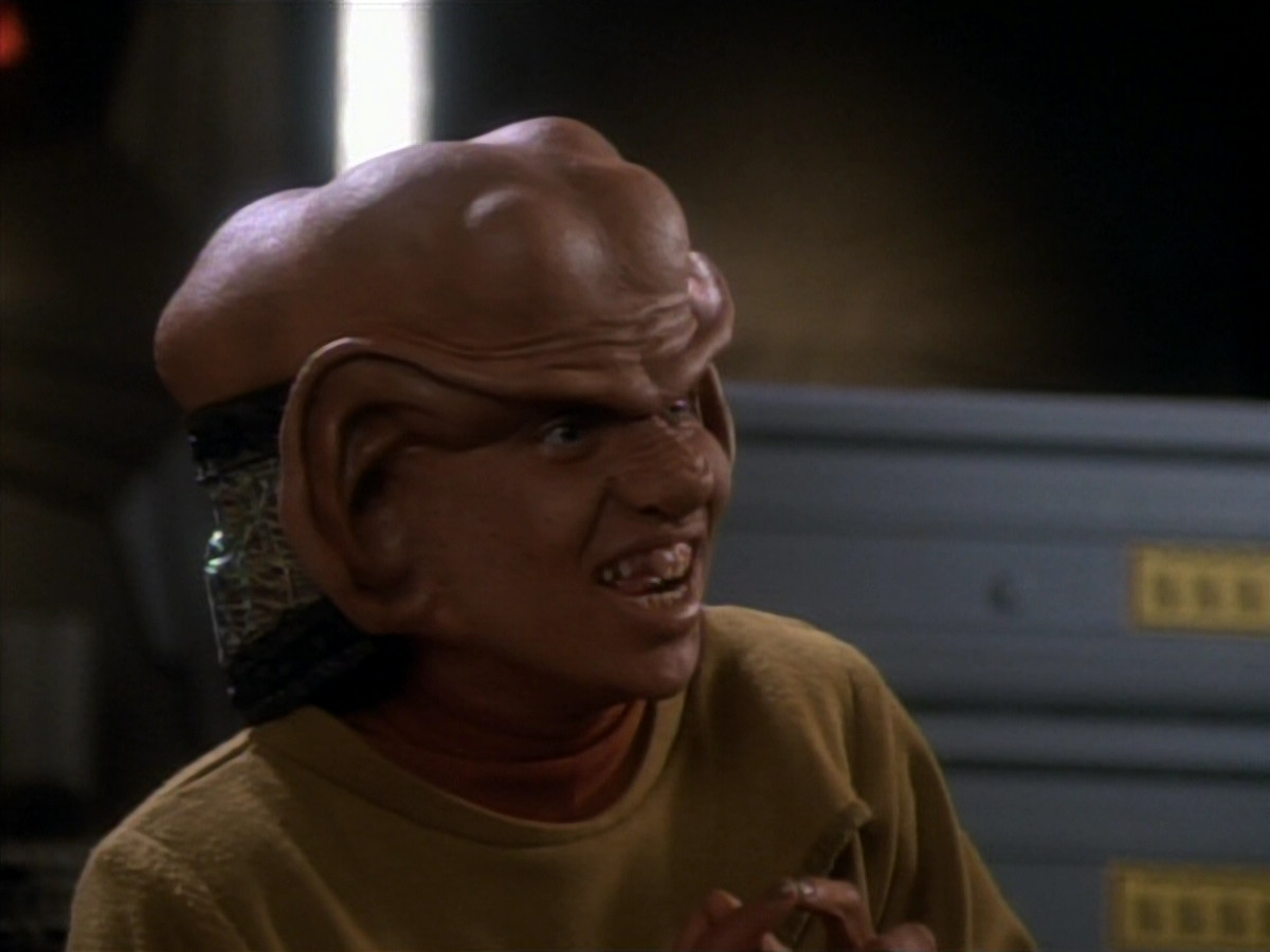 extant_StarTrekDS9_1x15-Progress_01714.jpg