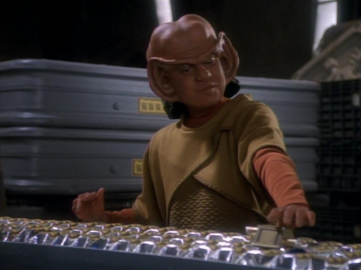 extant_StarTrekDS9_1x15-Progress_01724.jpg