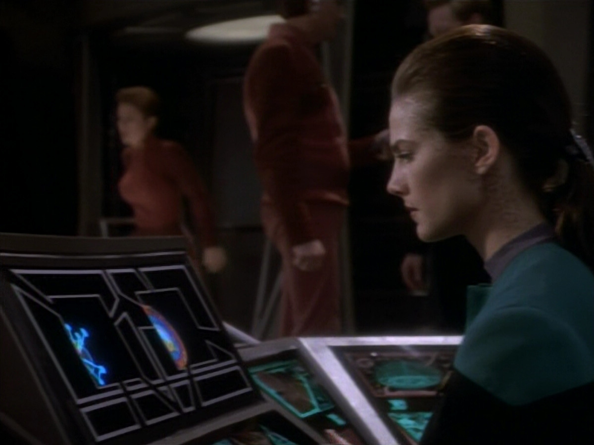 extant_StarTrekDS9_1x15-Progress_01745.jpg