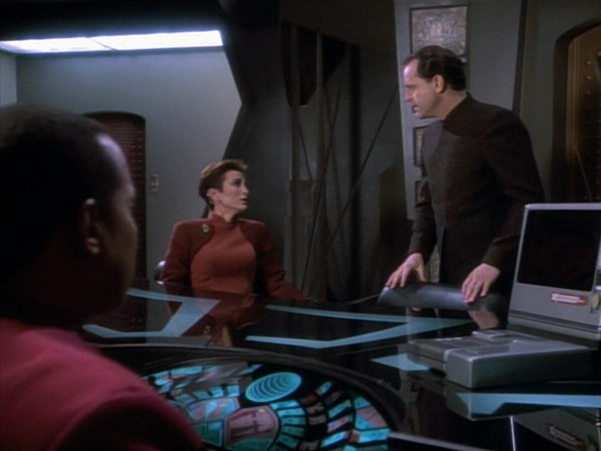 extant_StarTrekDS9_1x15-Progress_01778.jpg