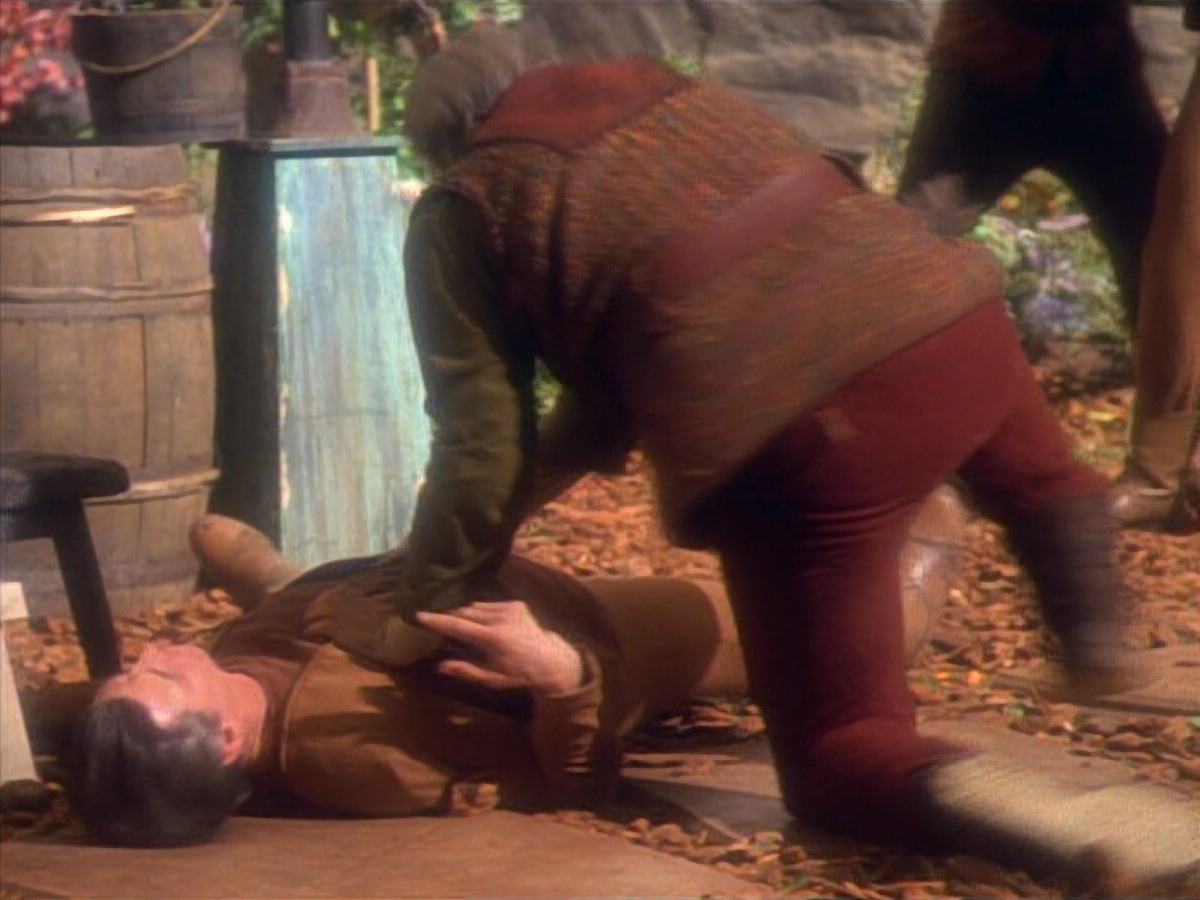extant_StarTrekDS9_1x15-Progress_02114.jpg
