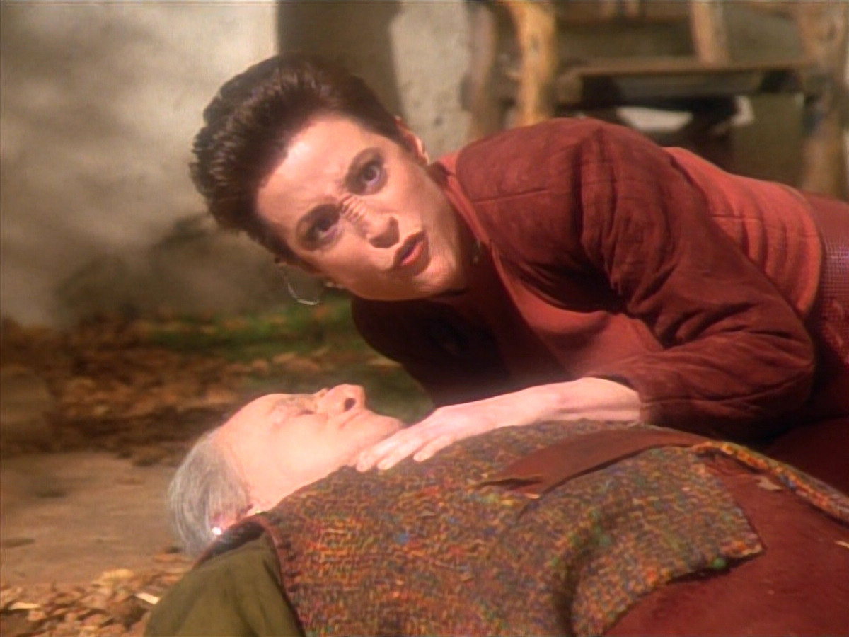 extant_StarTrekDS9_1x15-Progress_02137.jpg