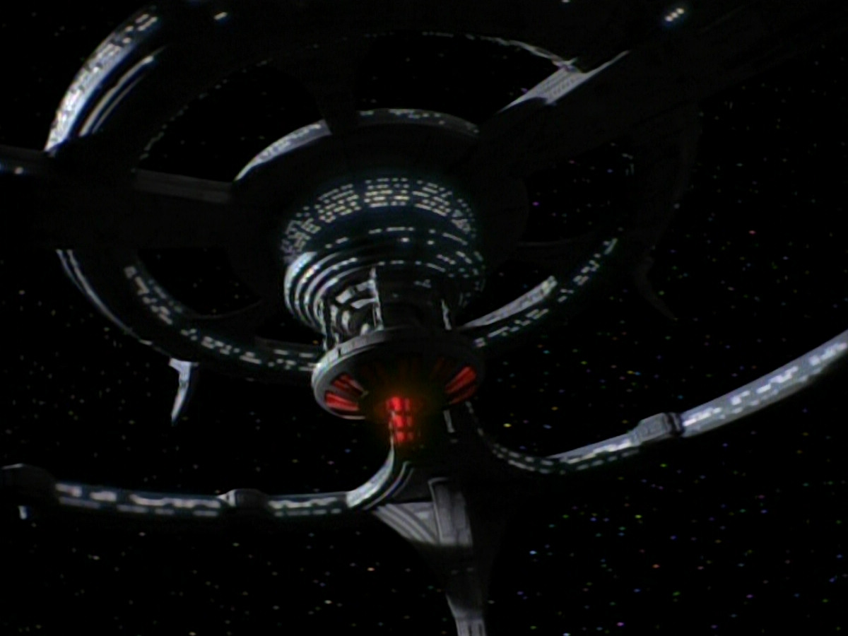 extant_StarTrekDS9_1x15-Progress_02151.jpg