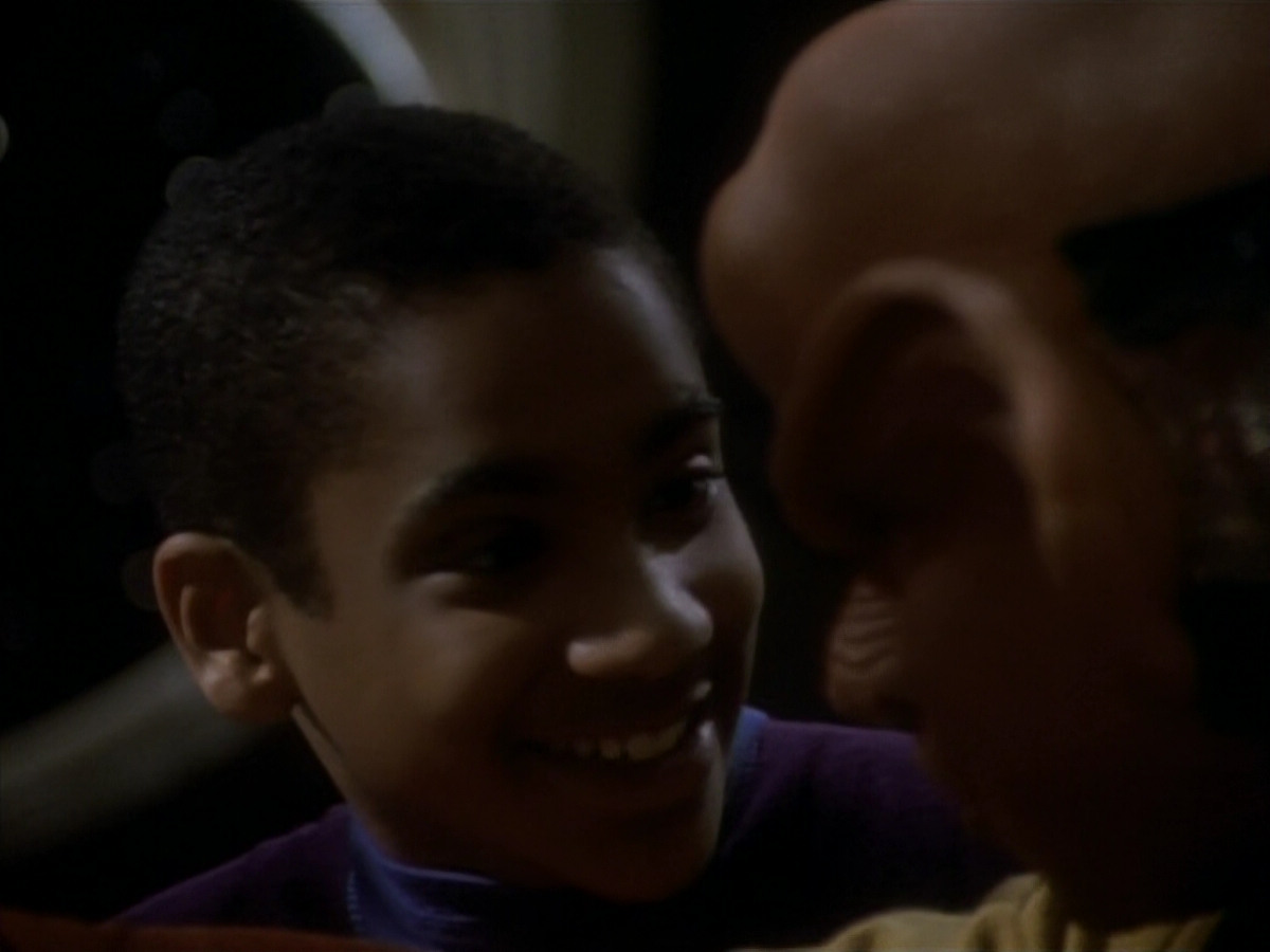 extant_StarTrekDS9_1x15-Progress_02227.jpg