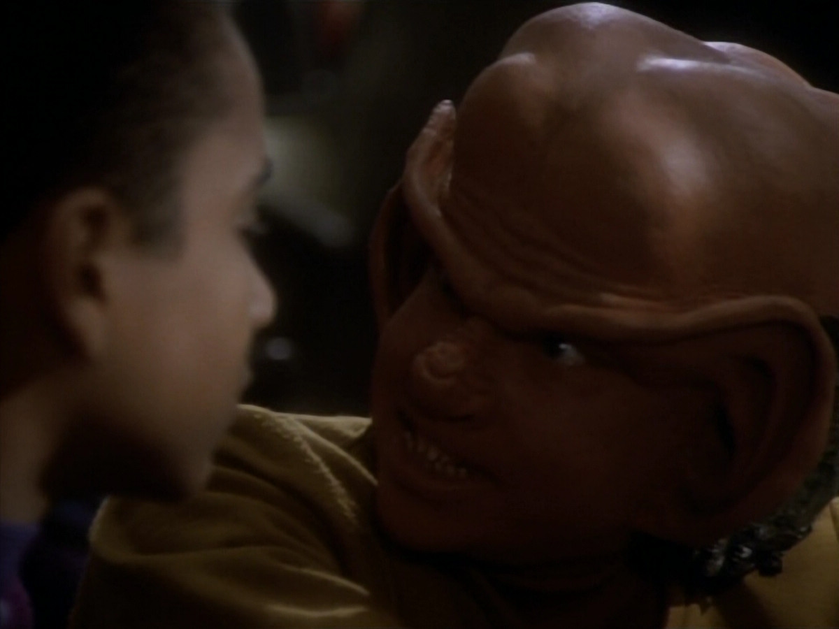 extant_StarTrekDS9_1x15-Progress_02247.jpg