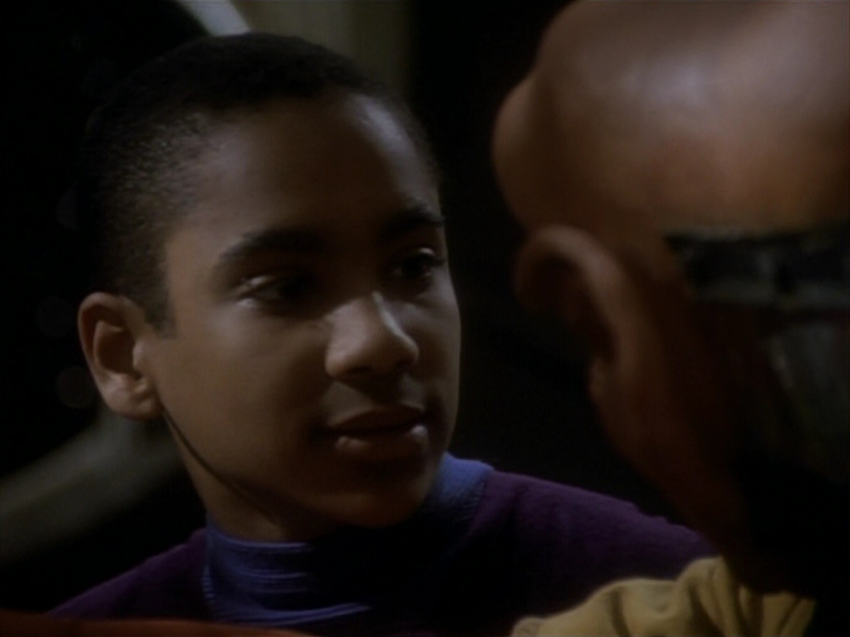 extant_StarTrekDS9_1x15-Progress_02253.jpg