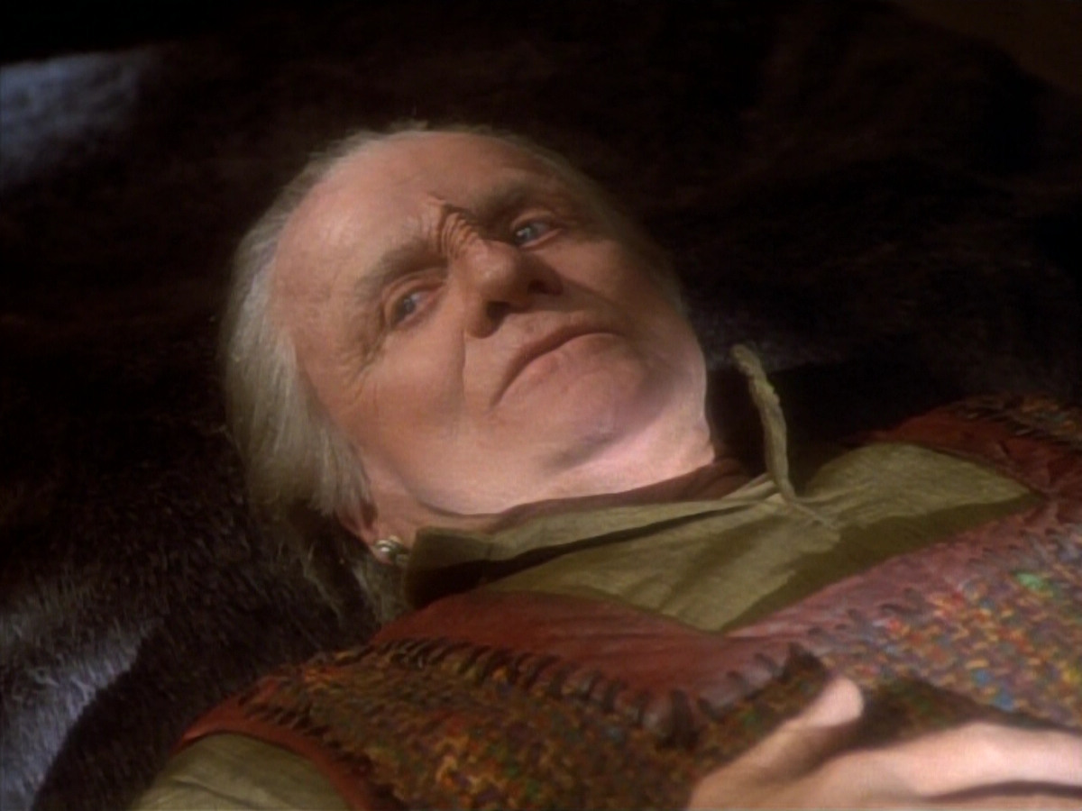extant_StarTrekDS9_1x15-Progress_02351.jpg