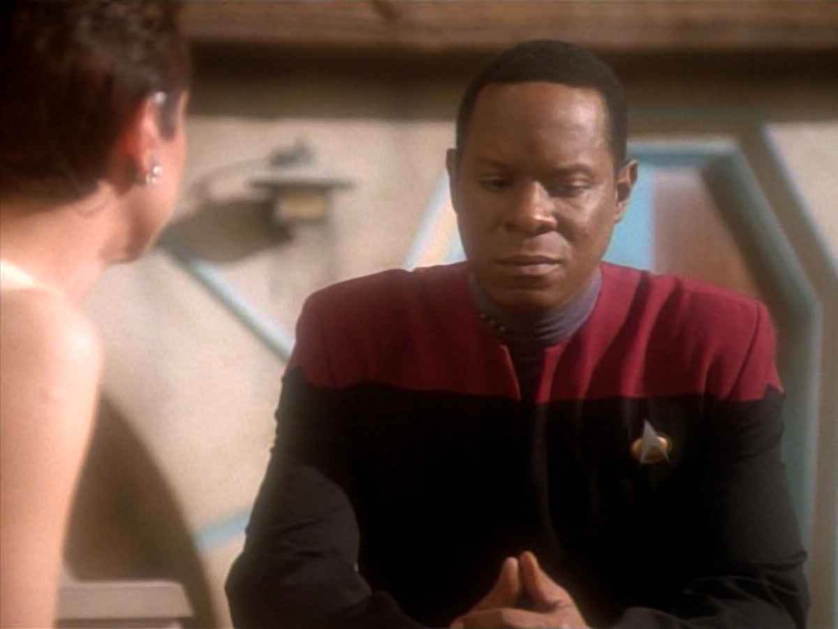 extant_StarTrekDS9_1x15-Progress_02875.jpg