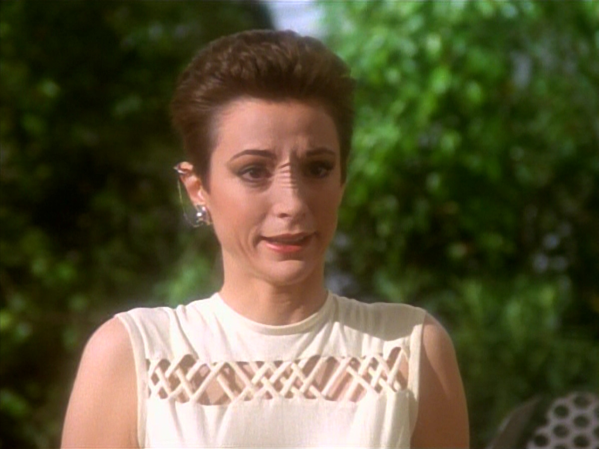 extant_StarTrekDS9_1x15-Progress_02927.jpg