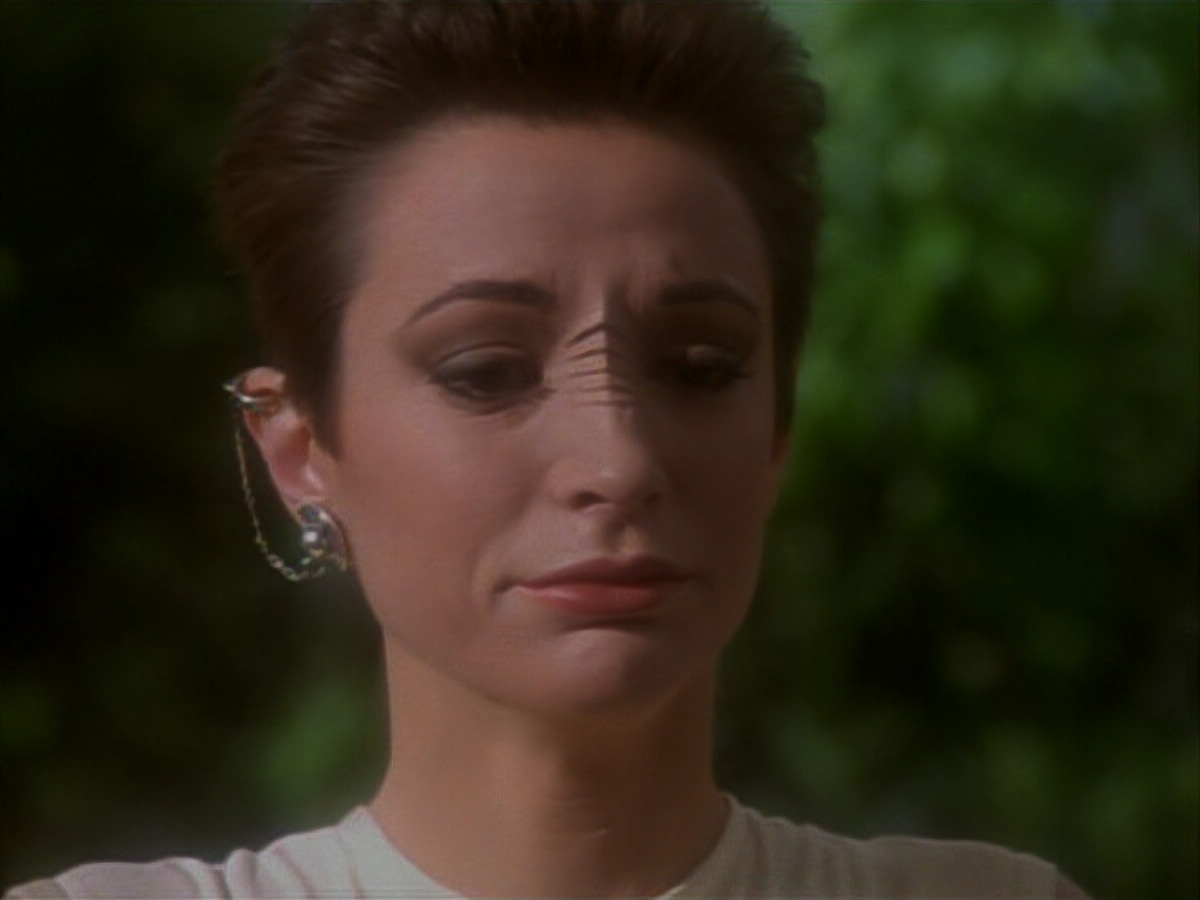 extant_StarTrekDS9_1x15-Progress_02960.jpg