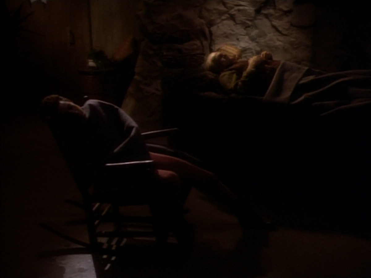 extant_StarTrekDS9_1x15-Progress_02969.jpg