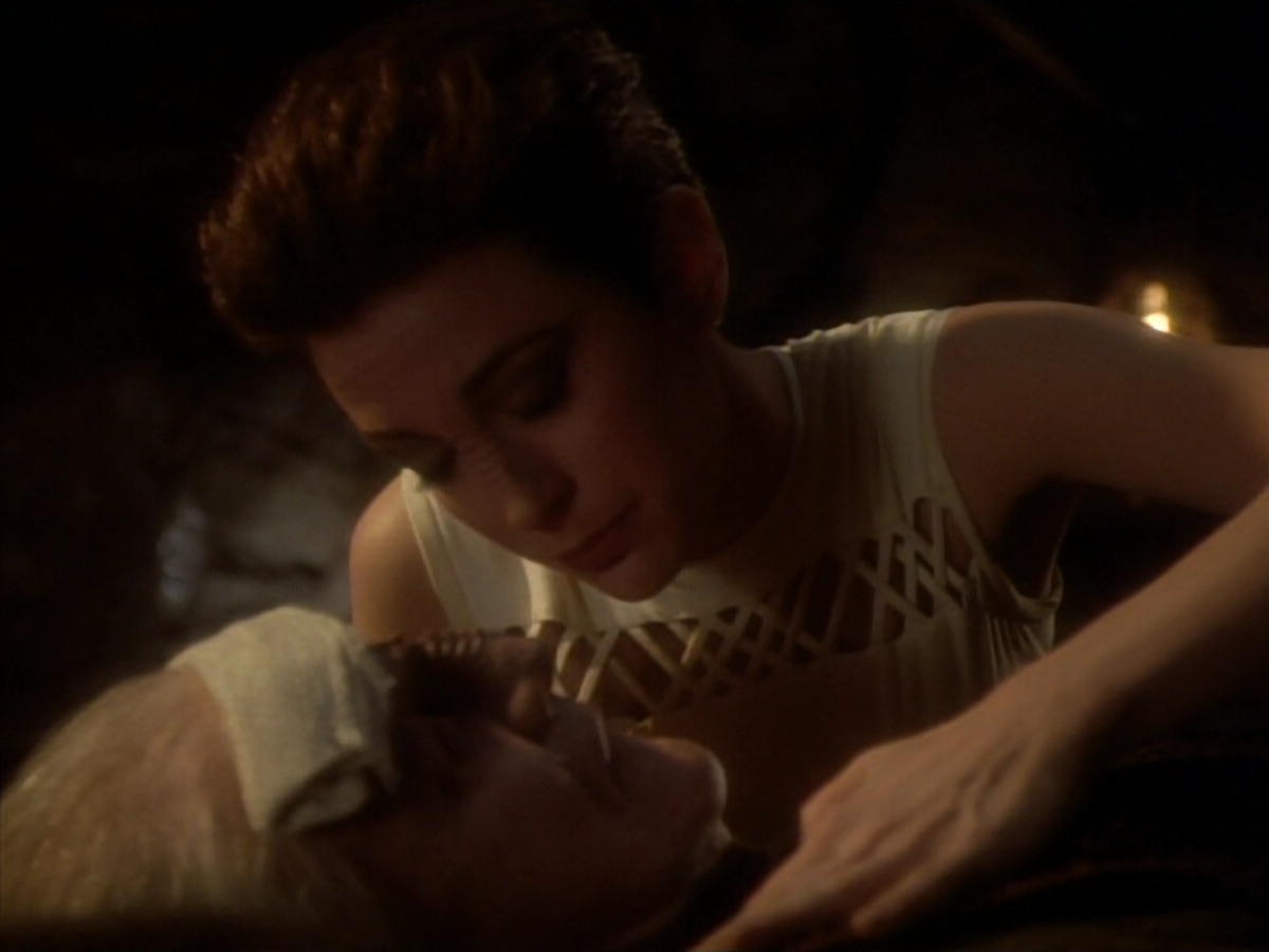 extant_StarTrekDS9_1x15-Progress_03063.jpg
