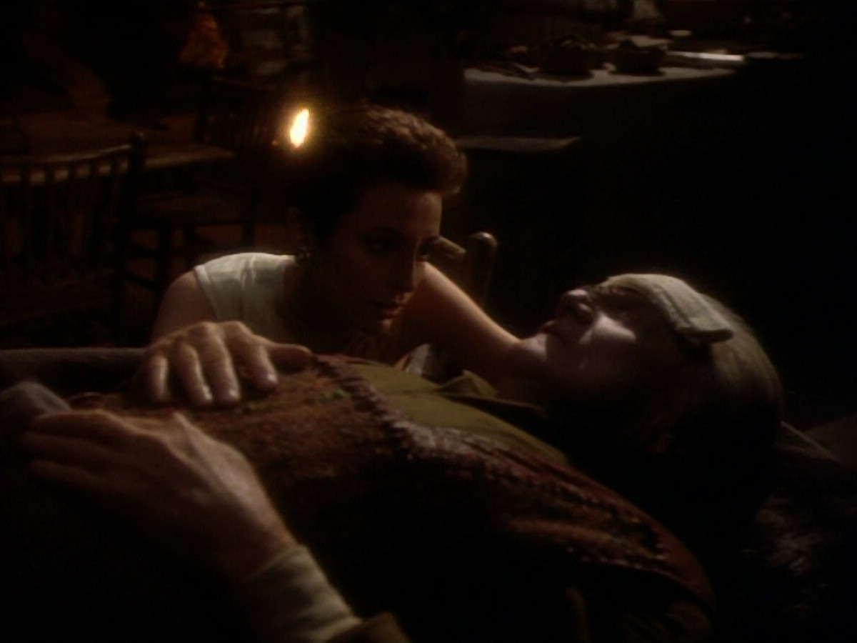 extant_StarTrekDS9_1x15-Progress_03131.jpg