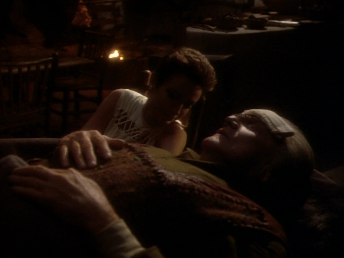 extant_StarTrekDS9_1x15-Progress_03140.jpg