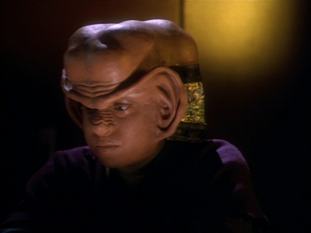 extant_StarTrekDS9_1x15-Progress_03207.jpg
