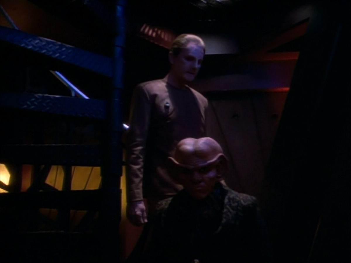 extant_StarTrekDS9_1x15-Progress_03236.jpg