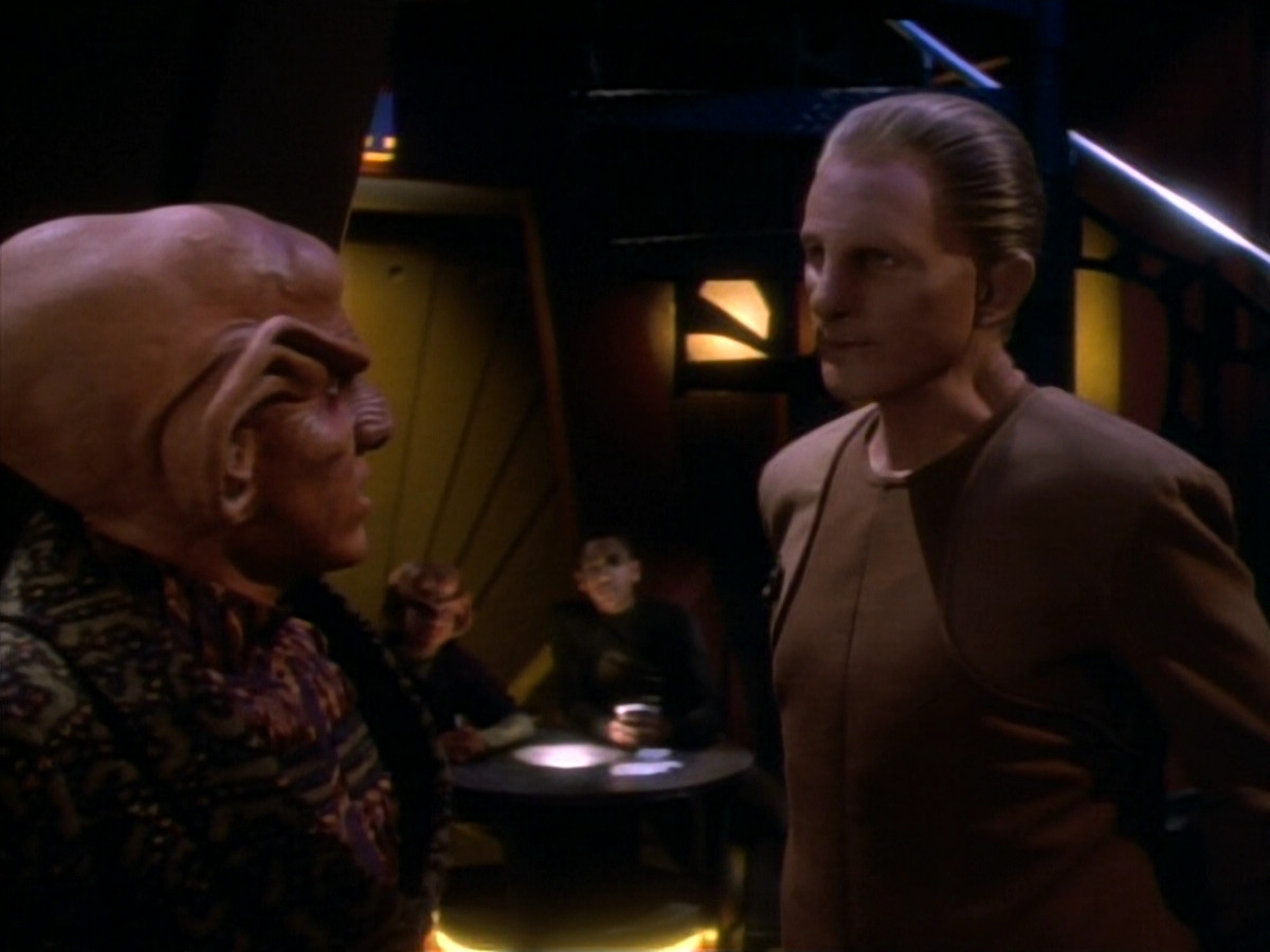 extant_StarTrekDS9_1x15-Progress_03246.jpg