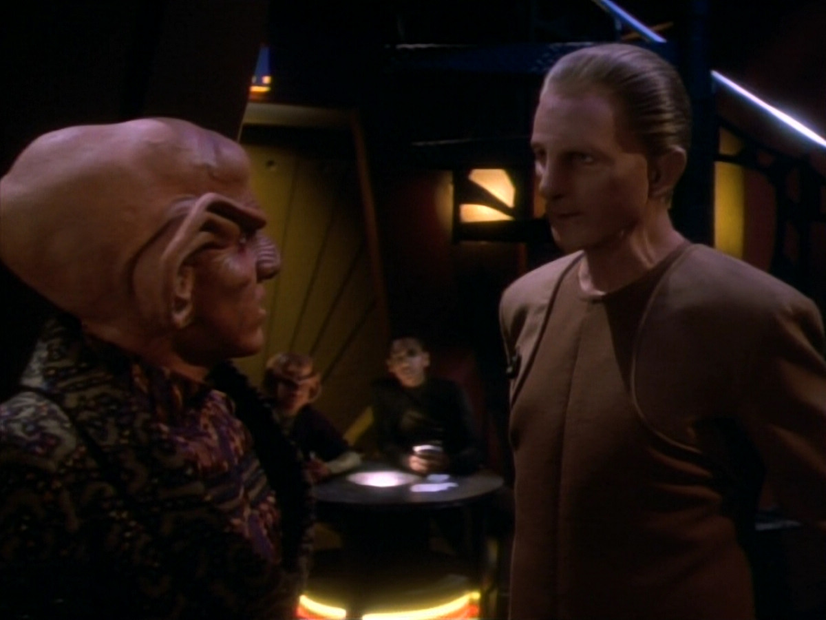 extant_StarTrekDS9_1x15-Progress_03248.jpg