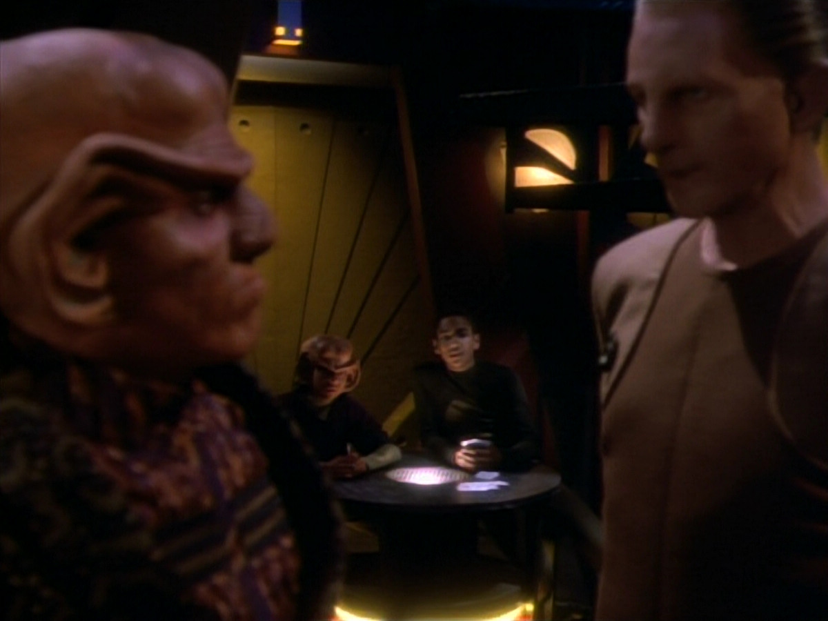 extant_StarTrekDS9_1x15-Progress_03263.jpg