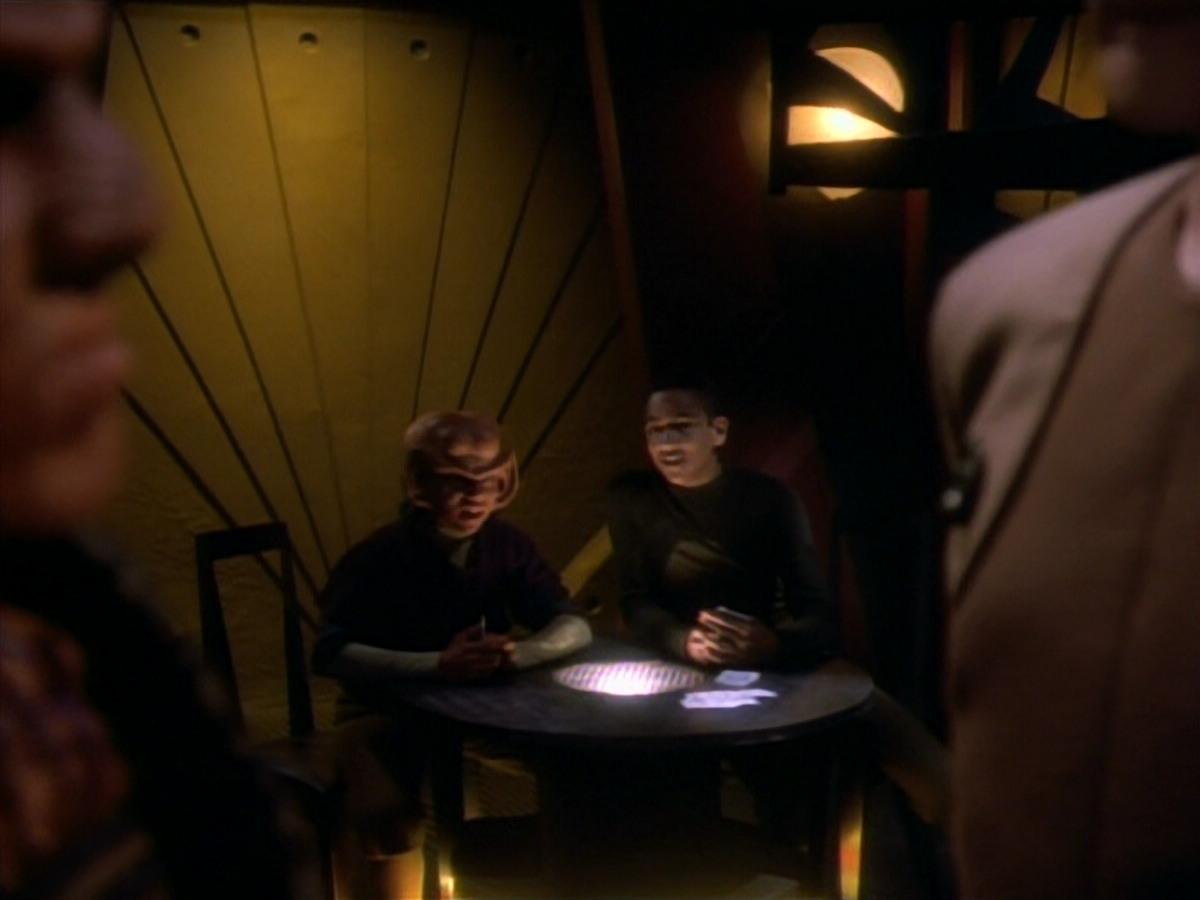 extant_StarTrekDS9_1x15-Progress_03268.jpg