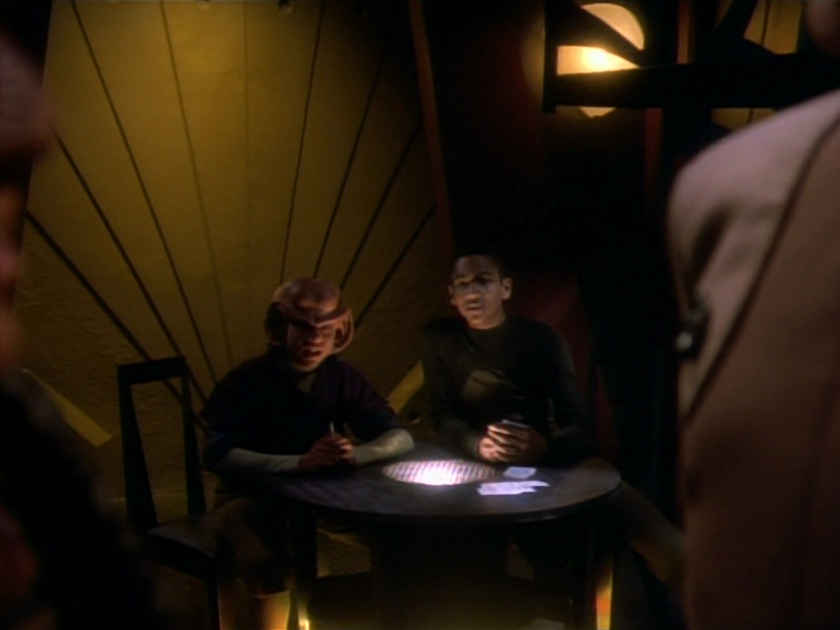 extant_StarTrekDS9_1x15-Progress_03269.jpg