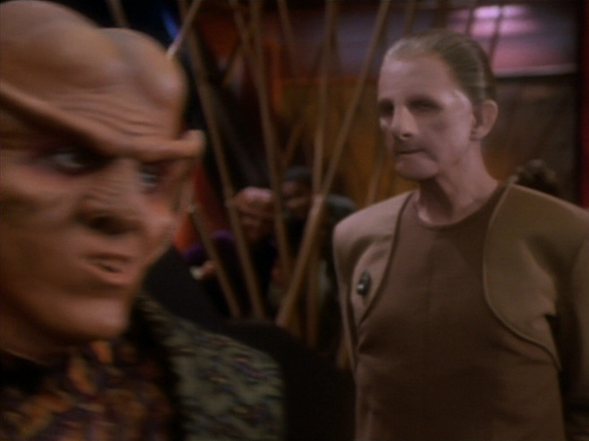 extant_StarTrekDS9_1x15-Progress_03318.jpg